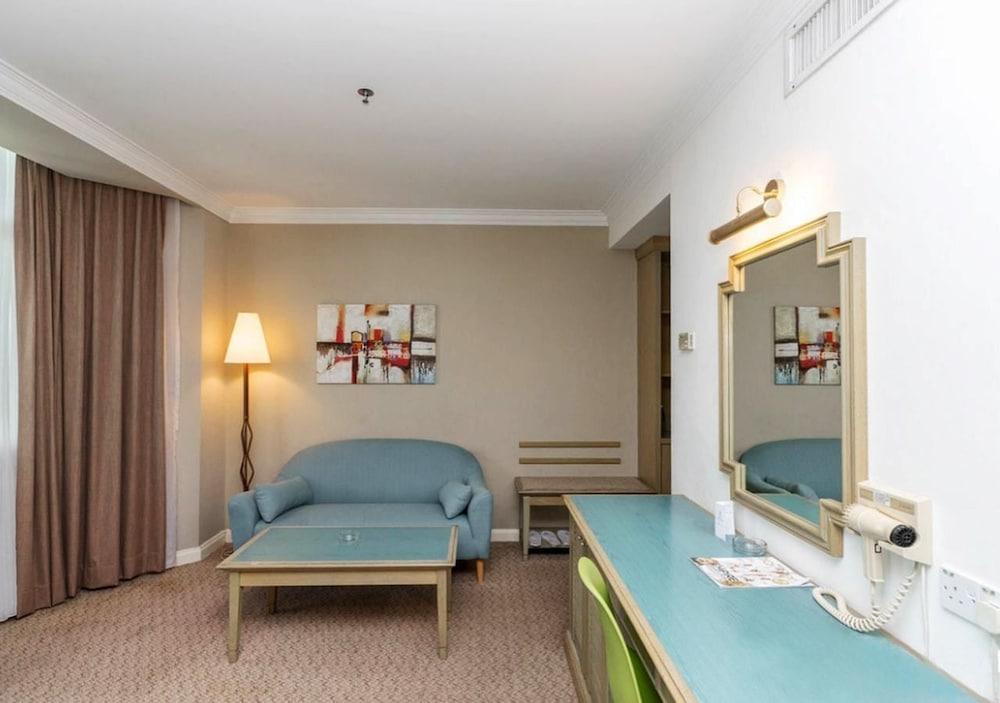 Regalodge Hotel & Spa Ίπο Εξωτερικό φωτογραφία